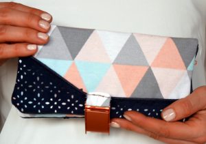 sweetMONEYbag von Sweetthings.forlittlekings mit kupferfarbenen Steckschließe von Snaply