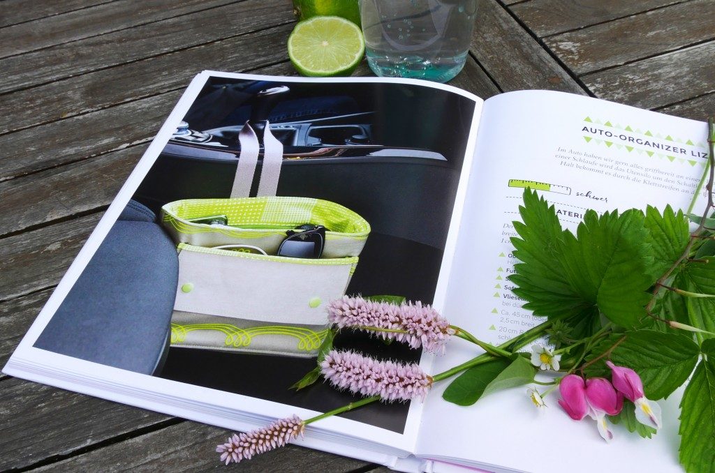 Auto-Organizer "Liz" von Frau Fadenschein aus dem Taschen-Buch 1 Frau 16 Handtaschen